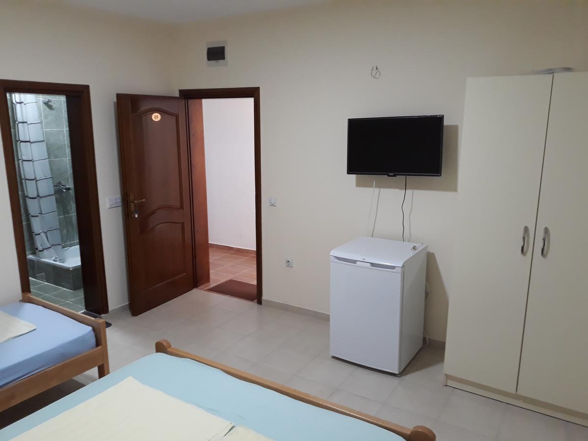 Korac Apartments Улцинь Экстерьер фото