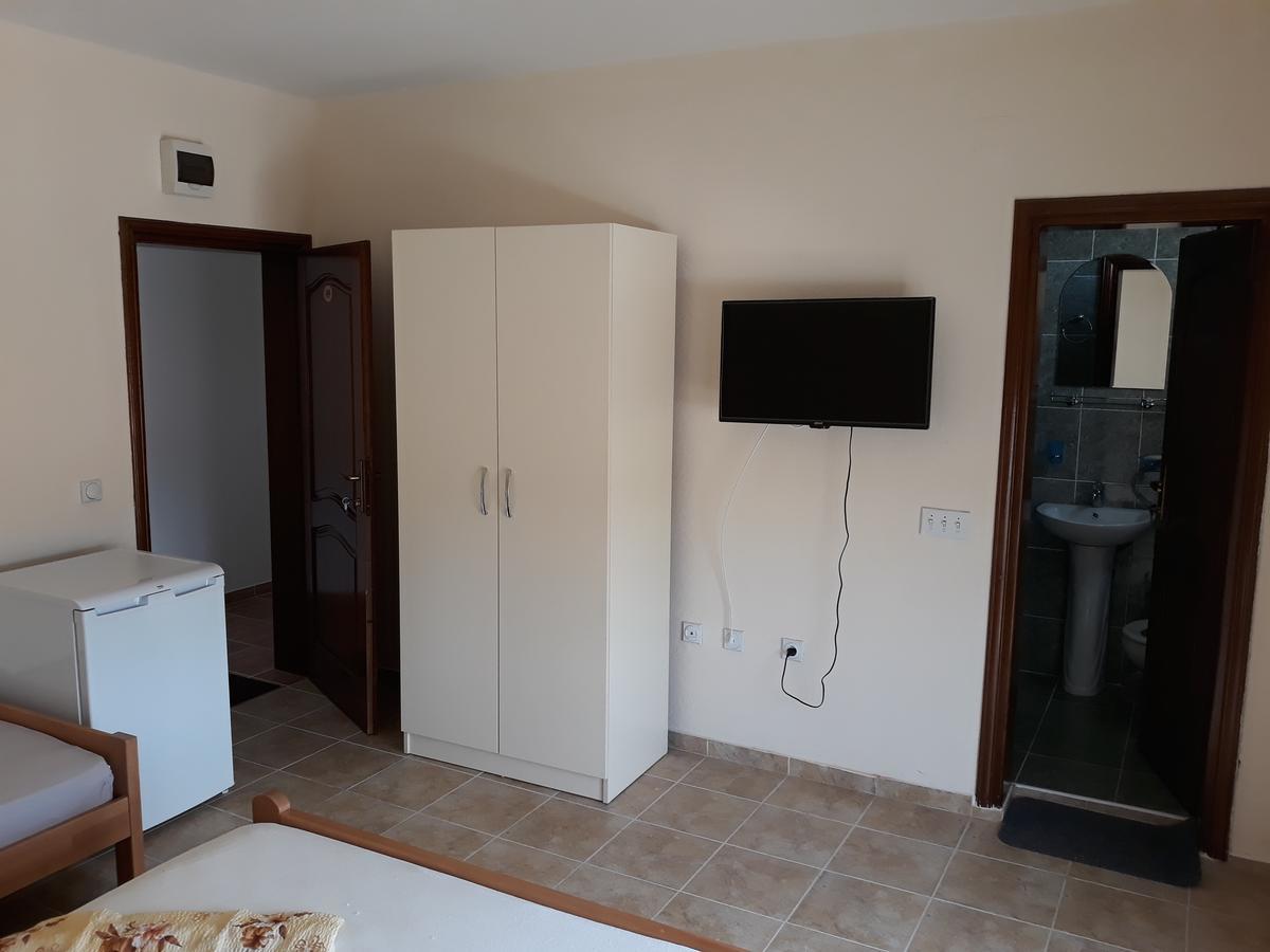 Korac Apartments Улцинь Экстерьер фото