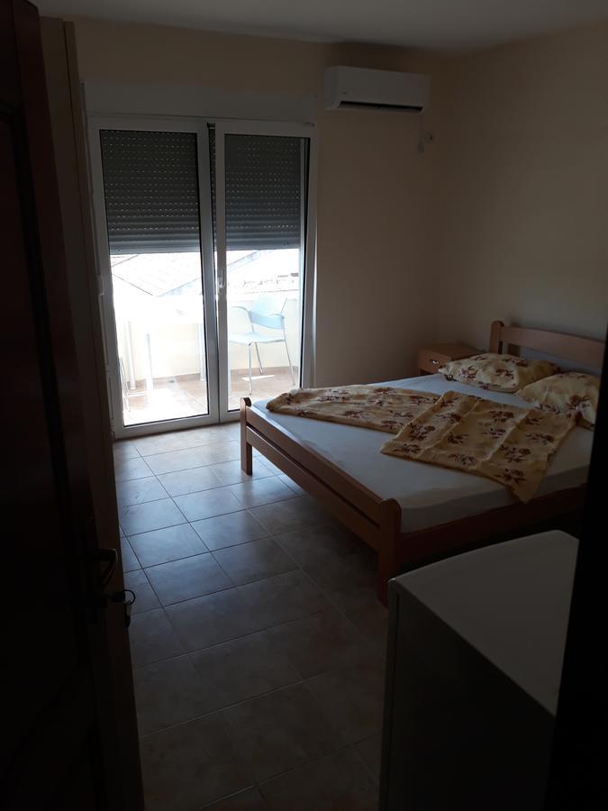 Korac Apartments Улцинь Экстерьер фото