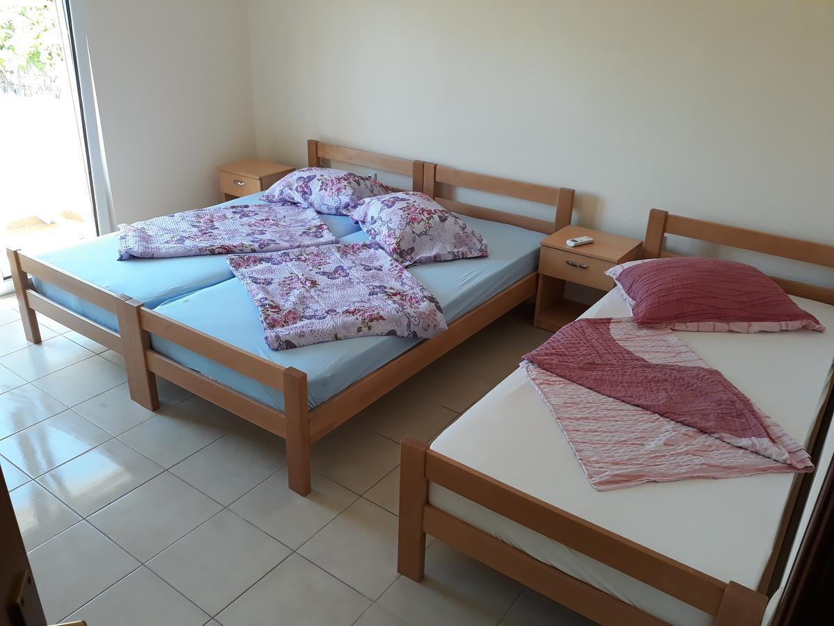 Korac Apartments Улцинь Экстерьер фото